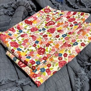 Pottery Barn (nwot) Floral Cotton Pillow Sham Set